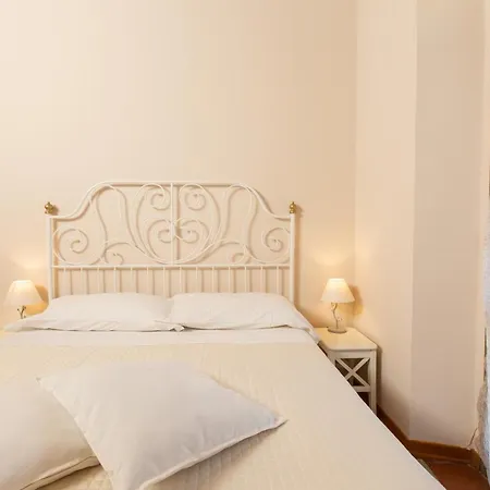 Degli Aromi Couette-café San Jacopo al Girone